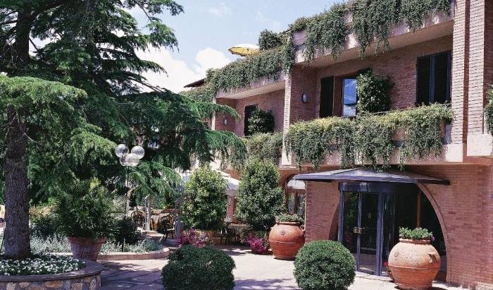 Relais Santa Chiara Hotel - 搜索在酒店和旅馆预订房间 San Gimignano 10 相片