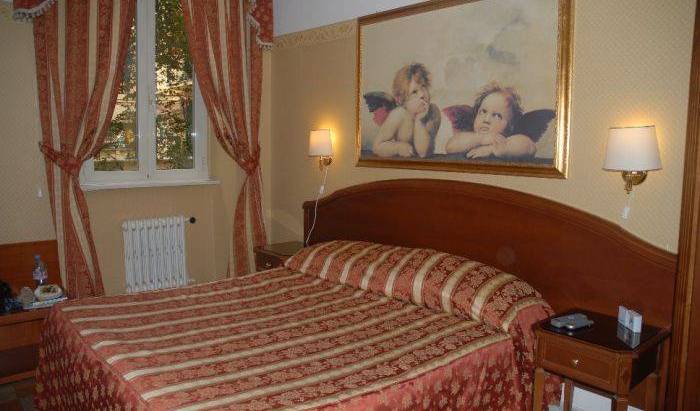 Sleeping Beauty - Search for free rooms and guaranteed low rates in Rome 14 photos