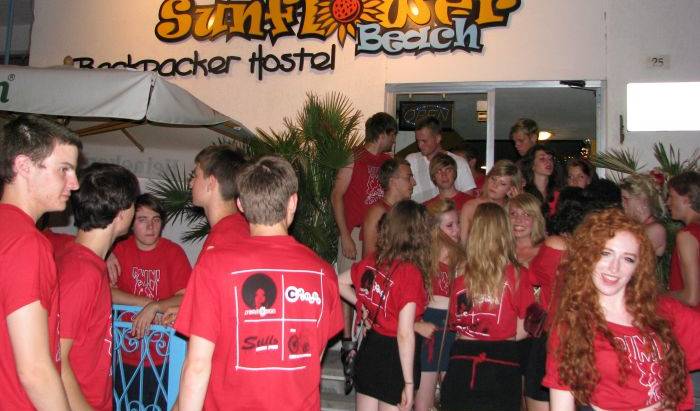 Sunflower House Youth Hostel Berna - Search for free rooms and guaranteed low rates in Rimini 1 photo