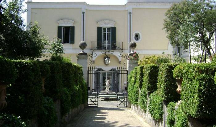 Villa Sangennariello - 搜索免费客房，并保证在低利率 Ercolano, 更新 2023 阅读评论，比较价格和预订酒店 10 相片
