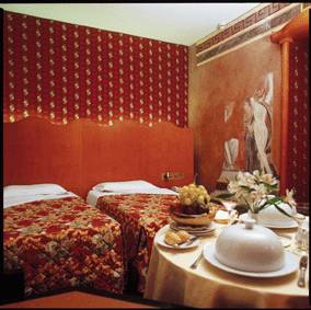 Hotel Rubens, Milan, Italy, compare with famous sites for hotel bookings in Milan