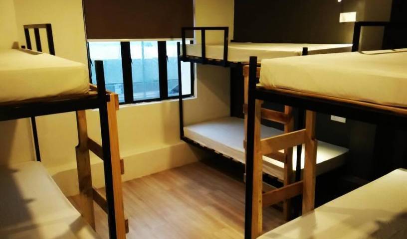 Revopackers - Buscar habitaciones disponibles para reservas de hotel y albergue en Kuala Lumpur 4 fotos