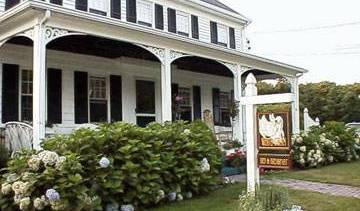White Swan Bed And Breakfast - Get low hotel rates and check availability in Plymouth 2 photos