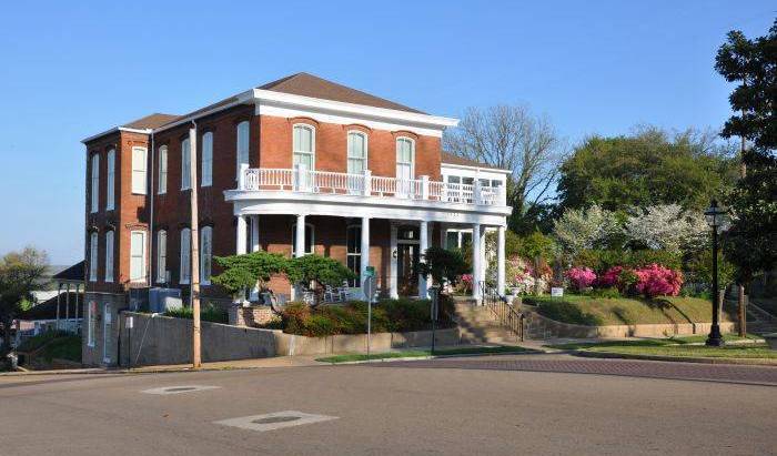 Bazsinsky House - Poiščite brezplačne sobe in zajamčene cene v Vicksburg 24 fotografije