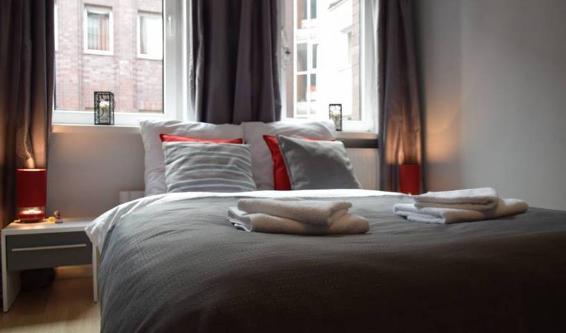 Apartament Grafitowy - Homely Place - Get low hotel rates and check availability in Poznan 15 photos