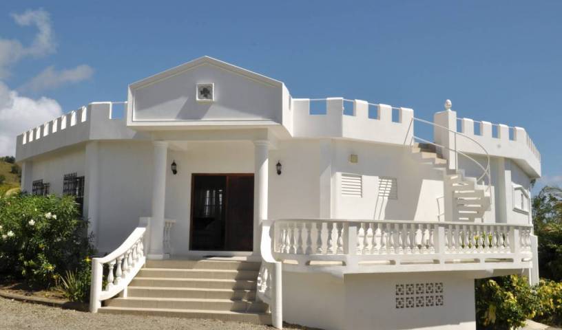 Castles in Paradise Villa Resort - Get low hotel rates and check availability in Savannes 6 photos