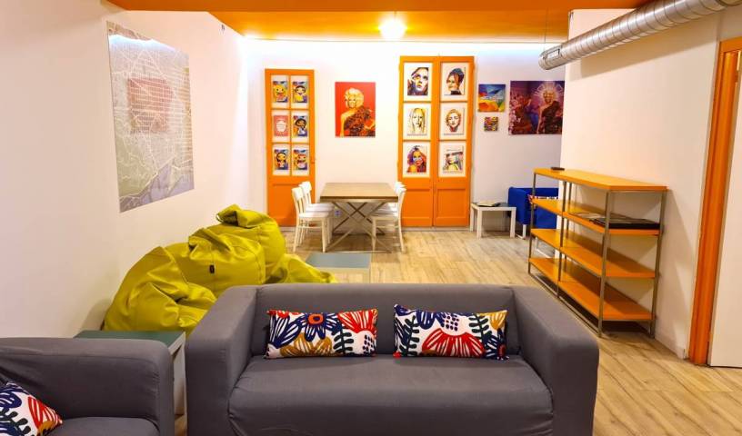 Gracia City Hostel - Get low hotel rates and check availability in Barcelona, famous vacation locations 8 photos