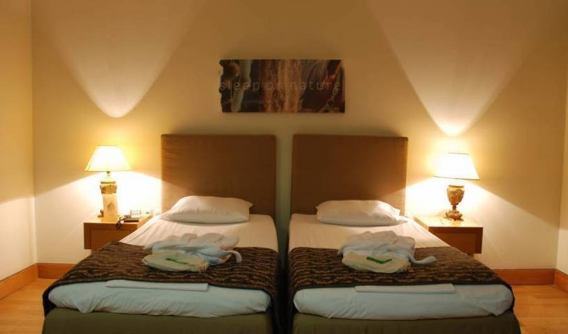 Holala - Search available rooms for hotel and hostel reservations in Barcelona 1 photo