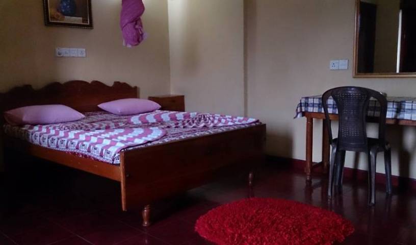 Blinkbonnie Tourist Inn - Search available rooms for hotel and hostel reservations in Kandy 17 photos