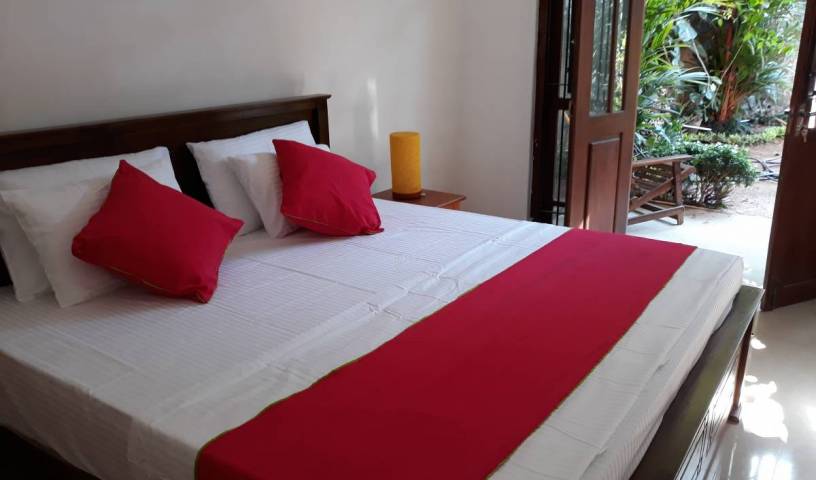 Golden Bell - Search available rooms for hotel and hostel reservations in Kandy, cheap hotels 8 photos