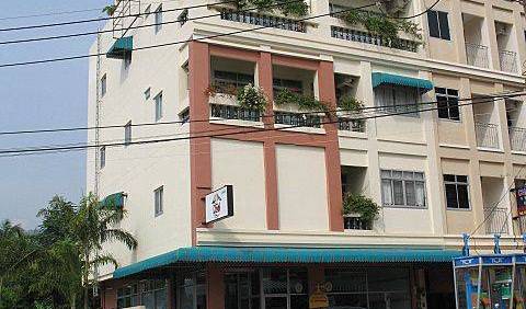 Dive-Den - Search available rooms for hotel and hostel reservations in Patong Beach 10 photos