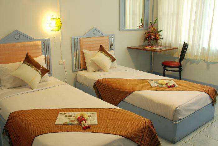 New Mitrapap Hotel, Amphoe Muang, Thailand, 为每个预算计划您的旅行行程与酒店 在 Amphoe Muang