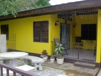 Tony's Guest House, Petit Valley, Trinidad and Tobago, hotels available in thousands of cities around the world in Petit Valley