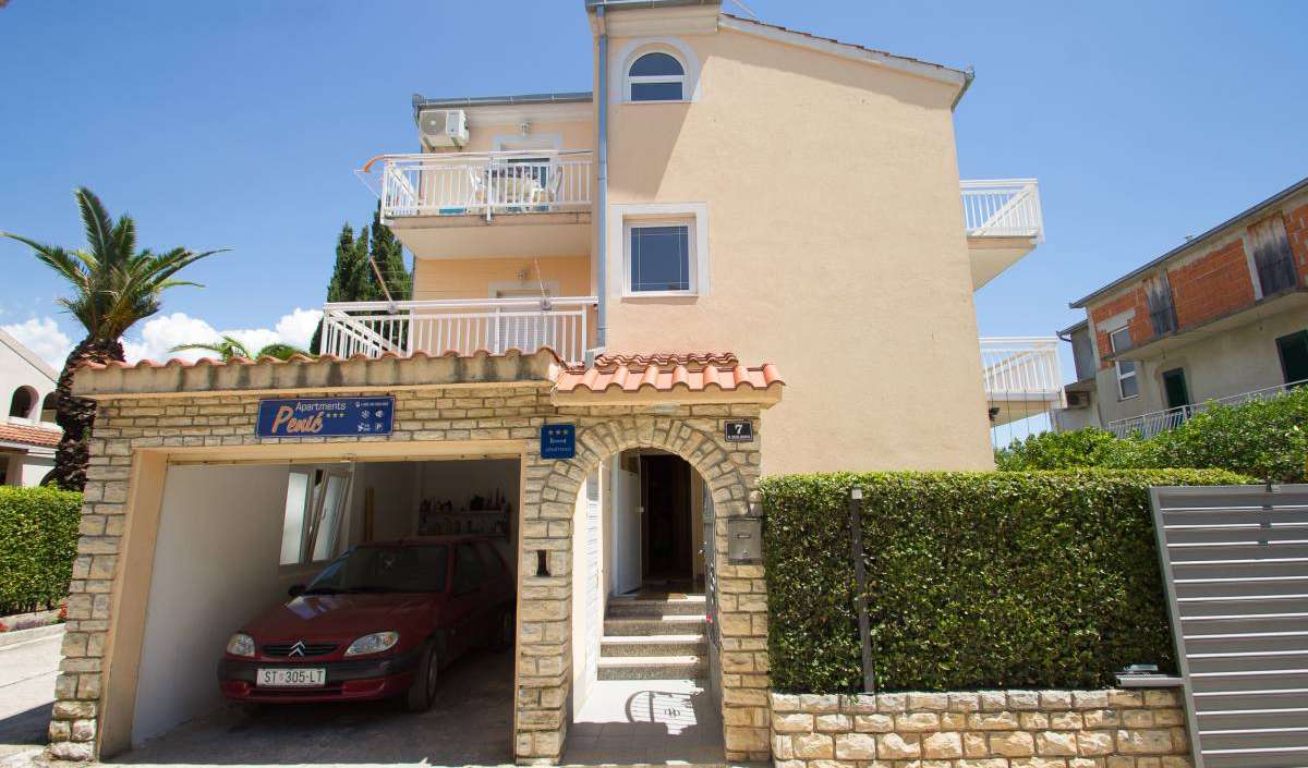 Tarifas baratas de hotel y hostal y disponibilidad en City of Trogir